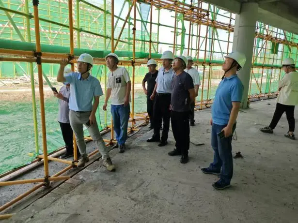 安全檢查筑防線，夏日慰問鼓干勁|中國海誠安全總監(jiān)帶隊開展安全檢查暨“送清涼”活動